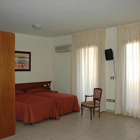 Hotel Residence Al.Pa. Ρέτζιο ντι Καλάμπρια Εξωτερικό φωτογραφία