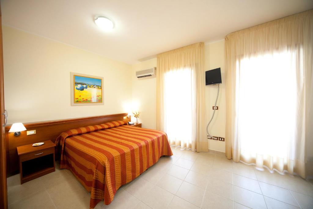 Hotel Residence Al.Pa. Ρέτζιο ντι Καλάμπρια Δωμάτιο φωτογραφία