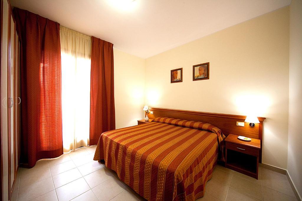 Hotel Residence Al.Pa. Ρέτζιο ντι Καλάμπρια Δωμάτιο φωτογραφία