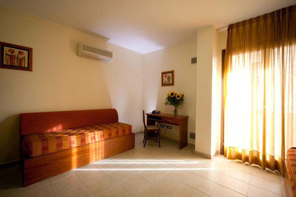 Hotel Residence Al.Pa. Ρέτζιο ντι Καλάμπρια Δωμάτιο φωτογραφία