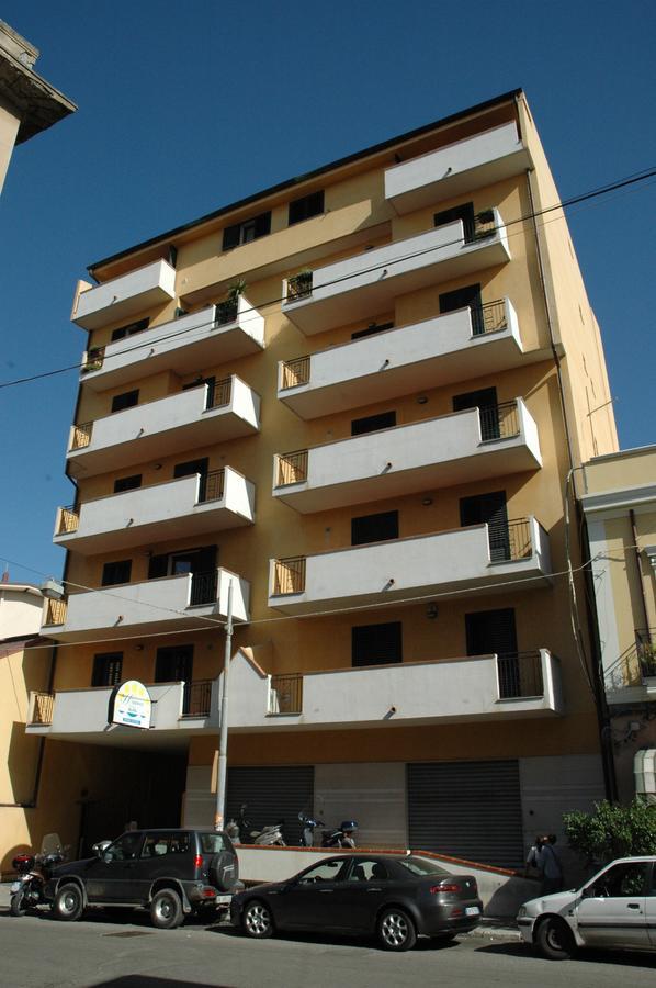 Hotel Residence Al.Pa. Ρέτζιο ντι Καλάμπρια Εξωτερικό φωτογραφία
